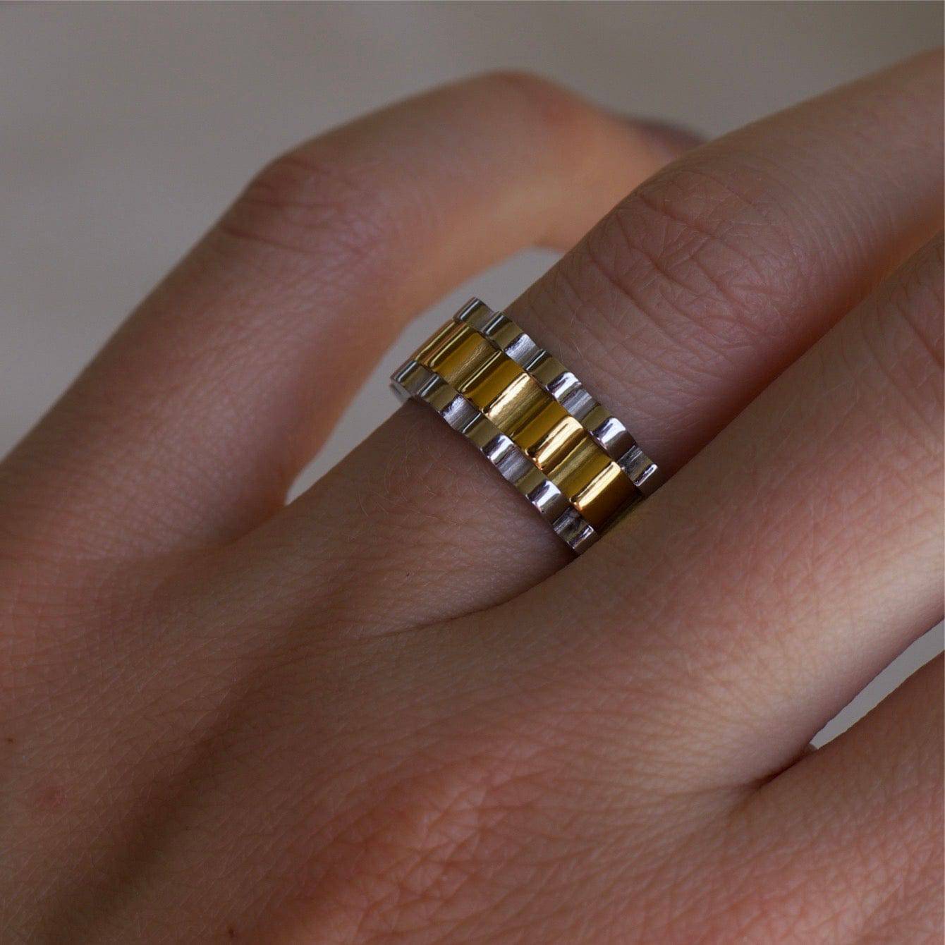 Aiden - Klassisk chunky ring i guld - silver - Store 1998